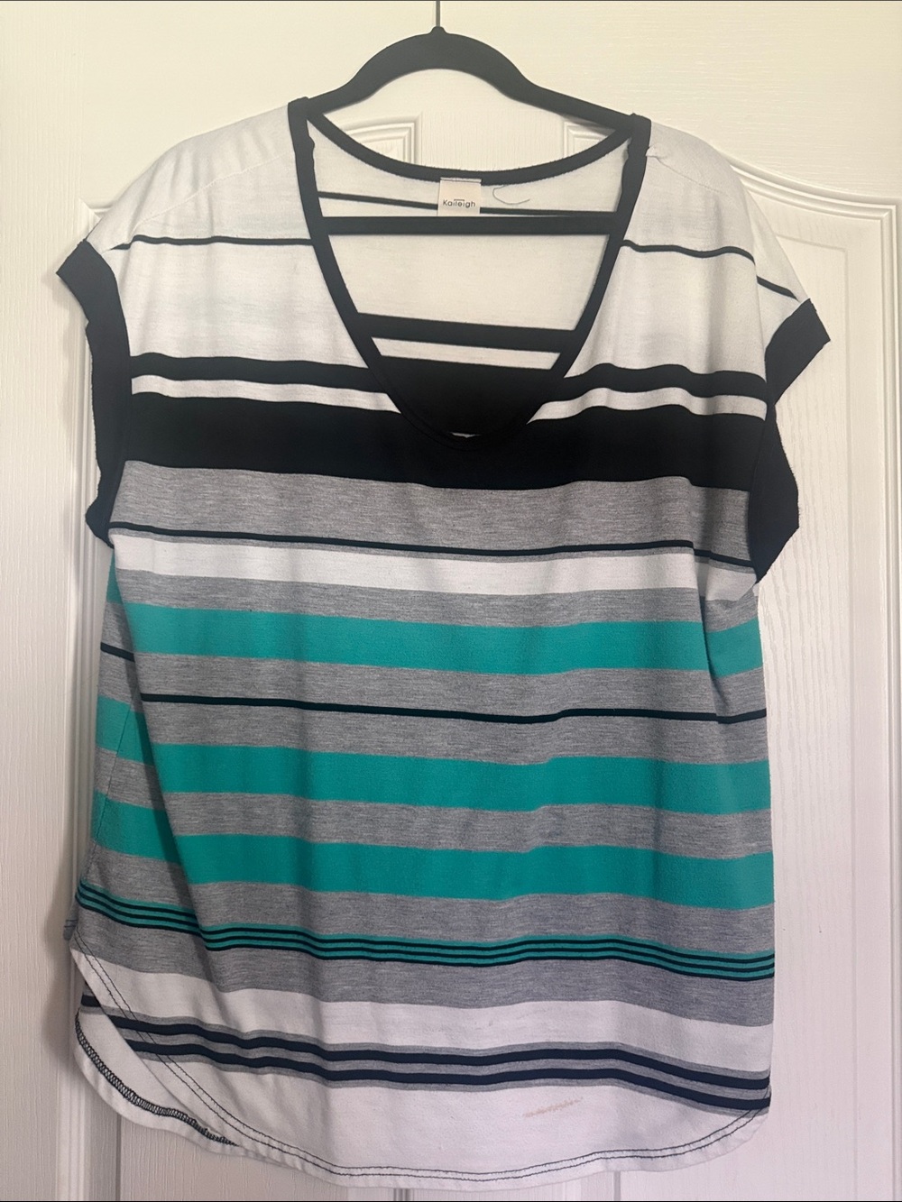 Kensie Striped V-Neck Tee in Teal, Gray & Black XL